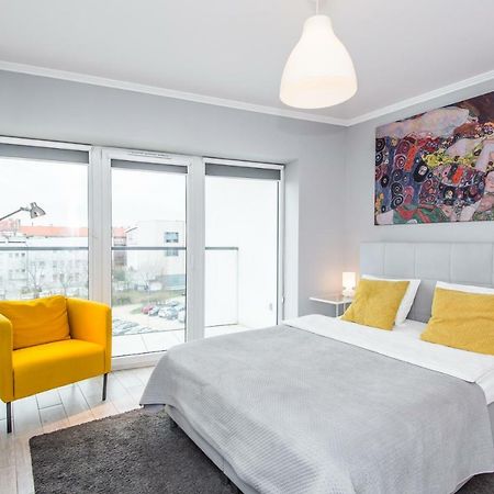 Apartamento estudio de 35 m² en Poznán Centro Ciudad, con 1 baño privado. Exterior foto