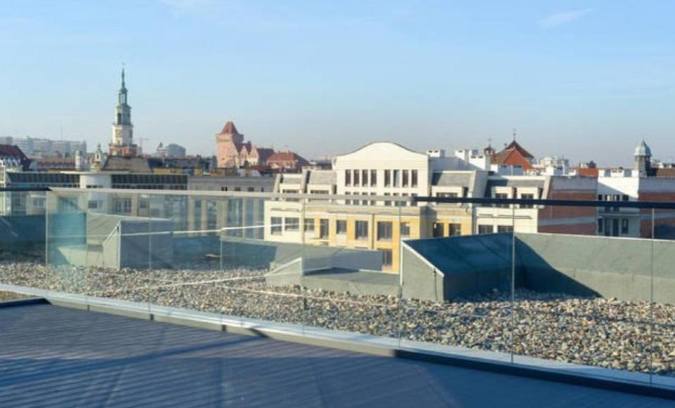 Apartamento estudio de 35 m² en Poznán Centro Ciudad, con 1 baño privado. Exterior foto