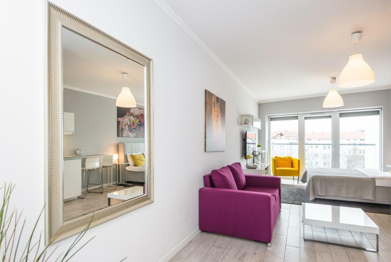 Apartamento estudio de 35 m² en Poznán Centro Ciudad, con 1 baño privado. Exterior foto