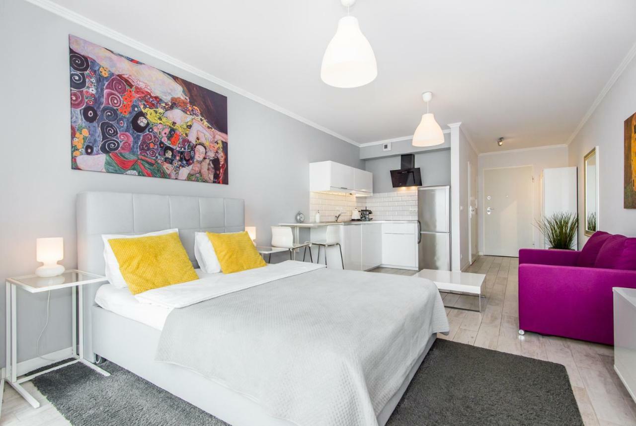 Apartamento estudio de 35 m² en Poznán Centro Ciudad, con 1 baño privado. Exterior foto